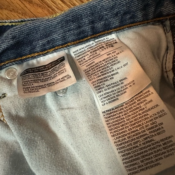 Levi’s 550 Jeans for Men, Size 40 - Picture 8 of 8